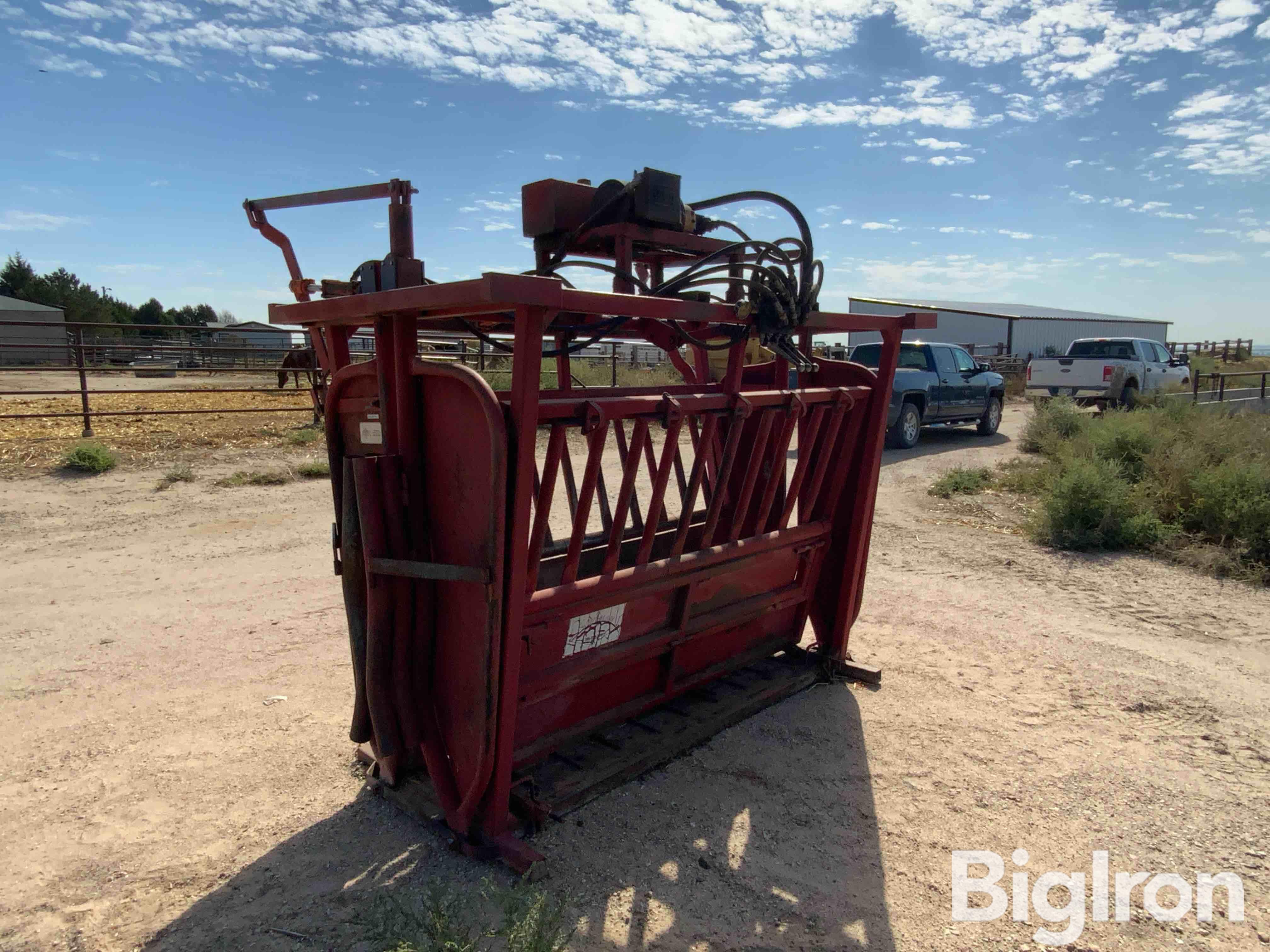 2010 Bowman Hydraulic Working Chute 