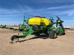 2009 John Deere 1890 Drill W/1910 Cart 