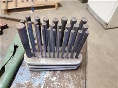 items/f04ab2705543ed1197b00003fff934d4/rollingtoolcabinettools_73875336b3284bce85d0bcb77def9609.jpg