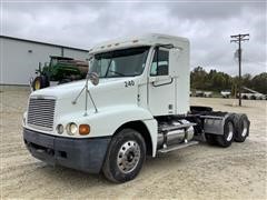 2001 Freightliner Century Class CST120 T/A Truck Tractor 