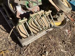 items/f0b1e2ccada5ed119ac400155d423b69/johndeere1770xpfertilizerrowunits_6d5e0a0060064d28b1fc179e0dc8cab7.jpg