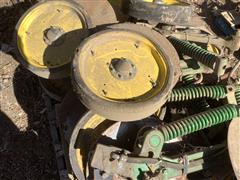 items/f0b1e2ccada5ed119ac400155d423b69/johndeere1770xpfertilizerrowunits_f029c738adcc4022a432ae583f8bd319.jpg