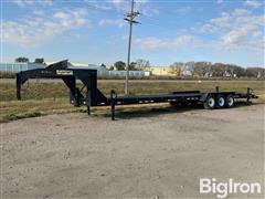 1980 Tempo 38' Gooseneck Tri/Axle Flatbed Trailer 