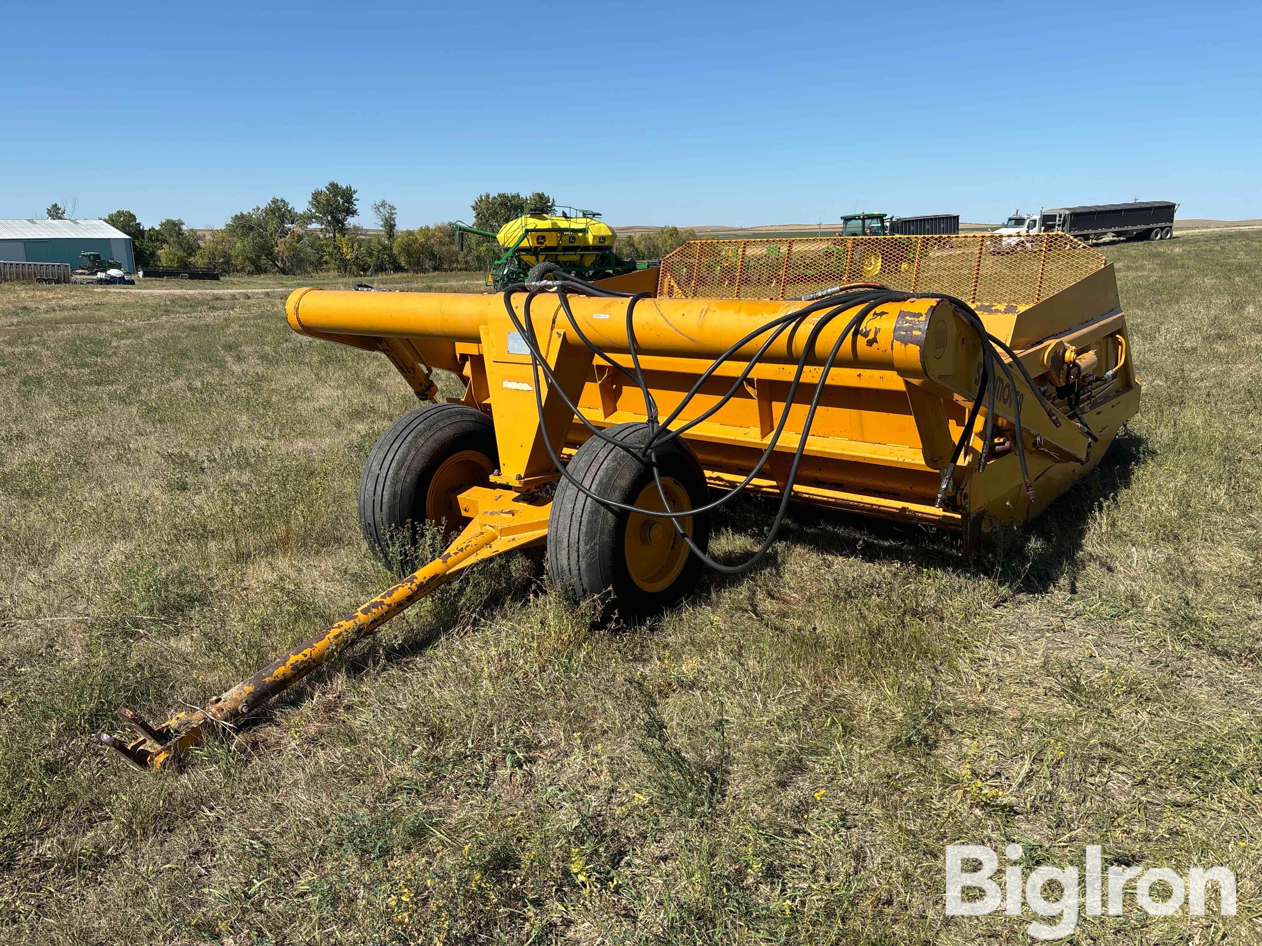 SoilMover 1000RF Pull-Type Scraper 