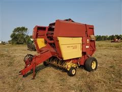 New Holland 855 Round Baler 