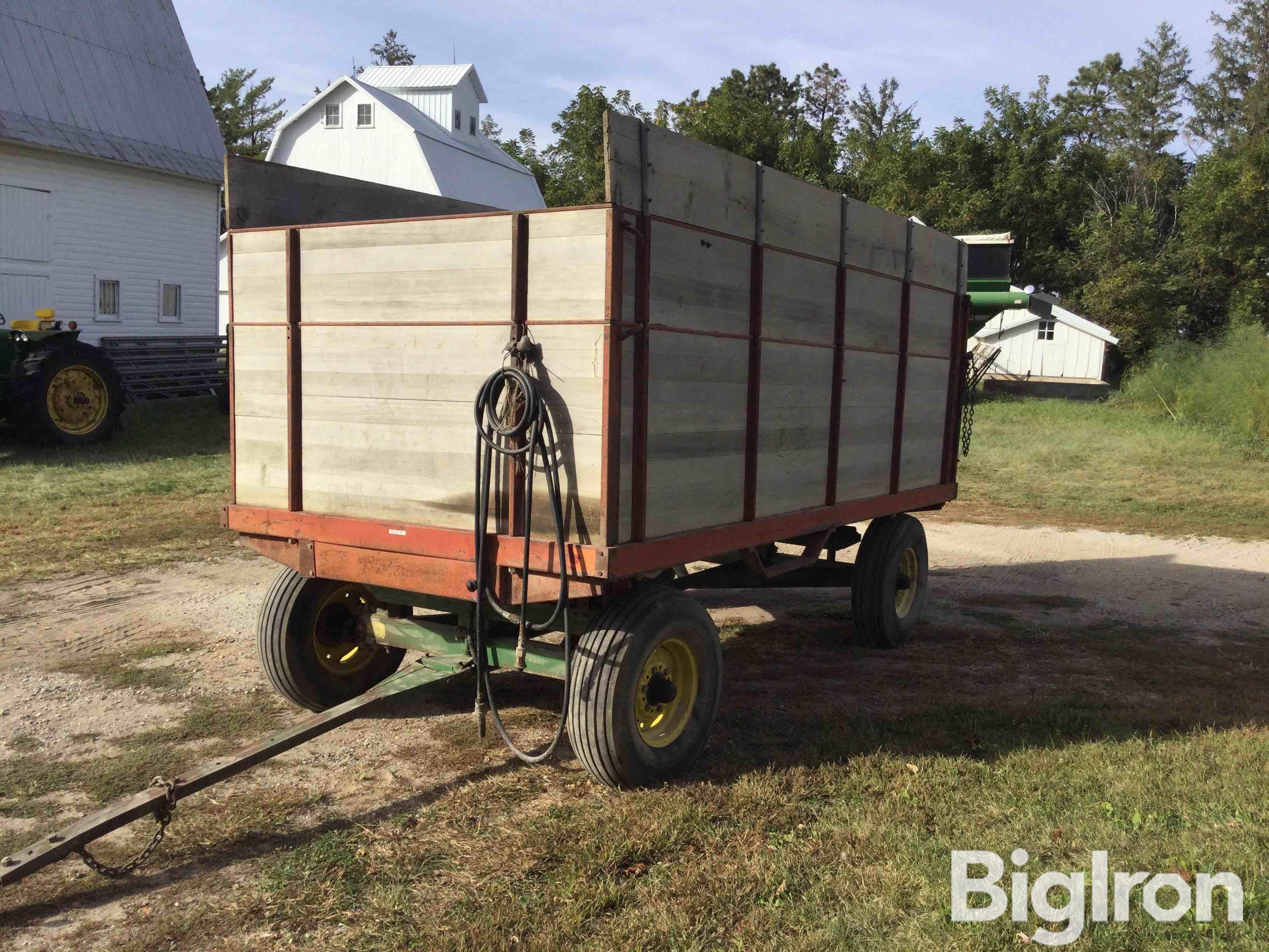 Heider Wooden Box Wagon W/hoist 