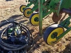 items/f15abced9588ec11b8210003fff90bee/johndeere886cultivatorliquidfertapplicator_f1cc25de0b7243b1be77a4b6becf0363.jpg