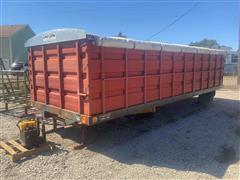 Knapheide 223A 22’ Steel Box W/Hoist 