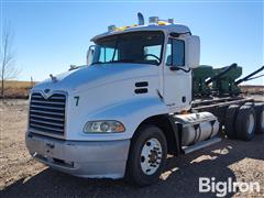 2000 Mack CX600 Cab & Chassis 