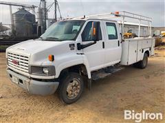 2005 GMC C4500 Crew Cab Dually Service Truck 