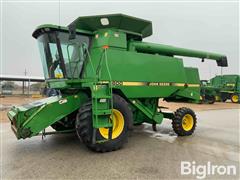 1994 John Deere 9600 2WD Combine 