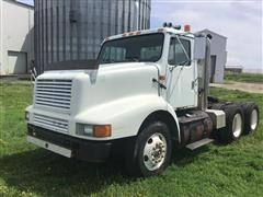 1995 International 8200 T/A Truck Tractor 