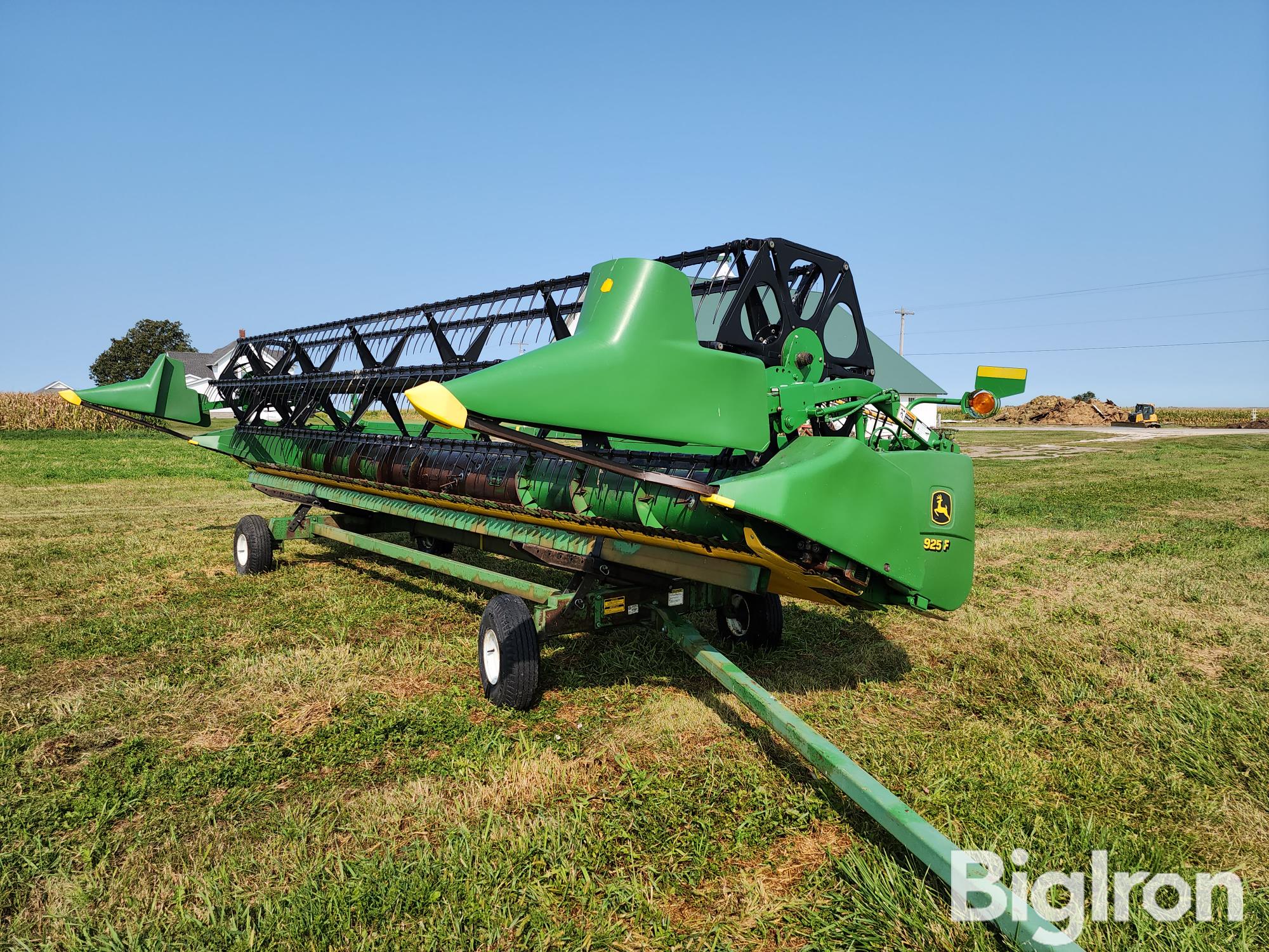 2003 John Deere 925F 25' Flex Header W/Trailer 