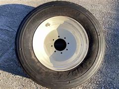 B305/70R22.5 Tires/rims 