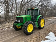 2005 John Deere 7320 MFWD Tractor 