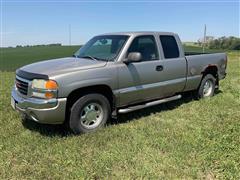 2003 GMC Sierra 1500 4x4 Extended Cab Pickup 