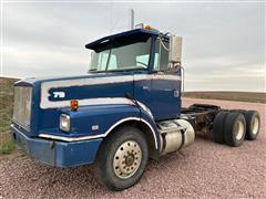 1995 White GMC WG64T T/A Truck Tractor 