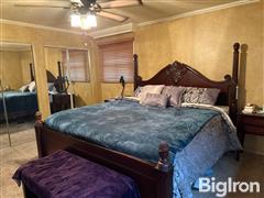 master bedroom 3.JPG