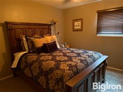 master bedroom.JPG