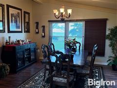 dining room.JPG