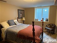 basement bedroom 2.JPG