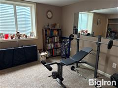 bedroom basement.JPG