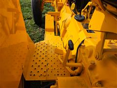 items/f2dec6f36239ef11b4ad000d3acfdee0/1979johndeere26402wdtractorbuiltforusaf_18682d4bd0cf4648a25a5d0c178e88a7.jpg