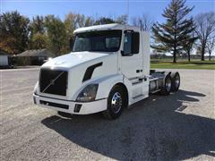2011 Volvo VNL T/A Truck Tractor 