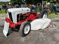 1955 Ford 600 2WD Tractor 