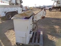 items/f3110839c453ec11a3ee0003fff903d6/basketforboombuckettruck_65e6d693998a44d9ae1ae232c237f430.jpg