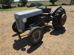 1951 Ferguson TO-20 2WD Tractor 