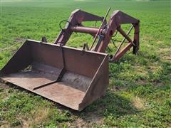 Westendorf All-Matic Loader W/Bucket & Bale Spear 