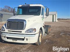 2009 Freightliner Columbia 120 T/A Truck Tractor 