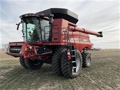 2013 Case IH 7230 Combine 