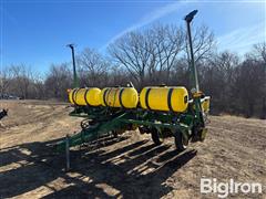 John Deere 7200E 6R30" Planter 