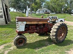 Farmall 560 2WD Tractor 