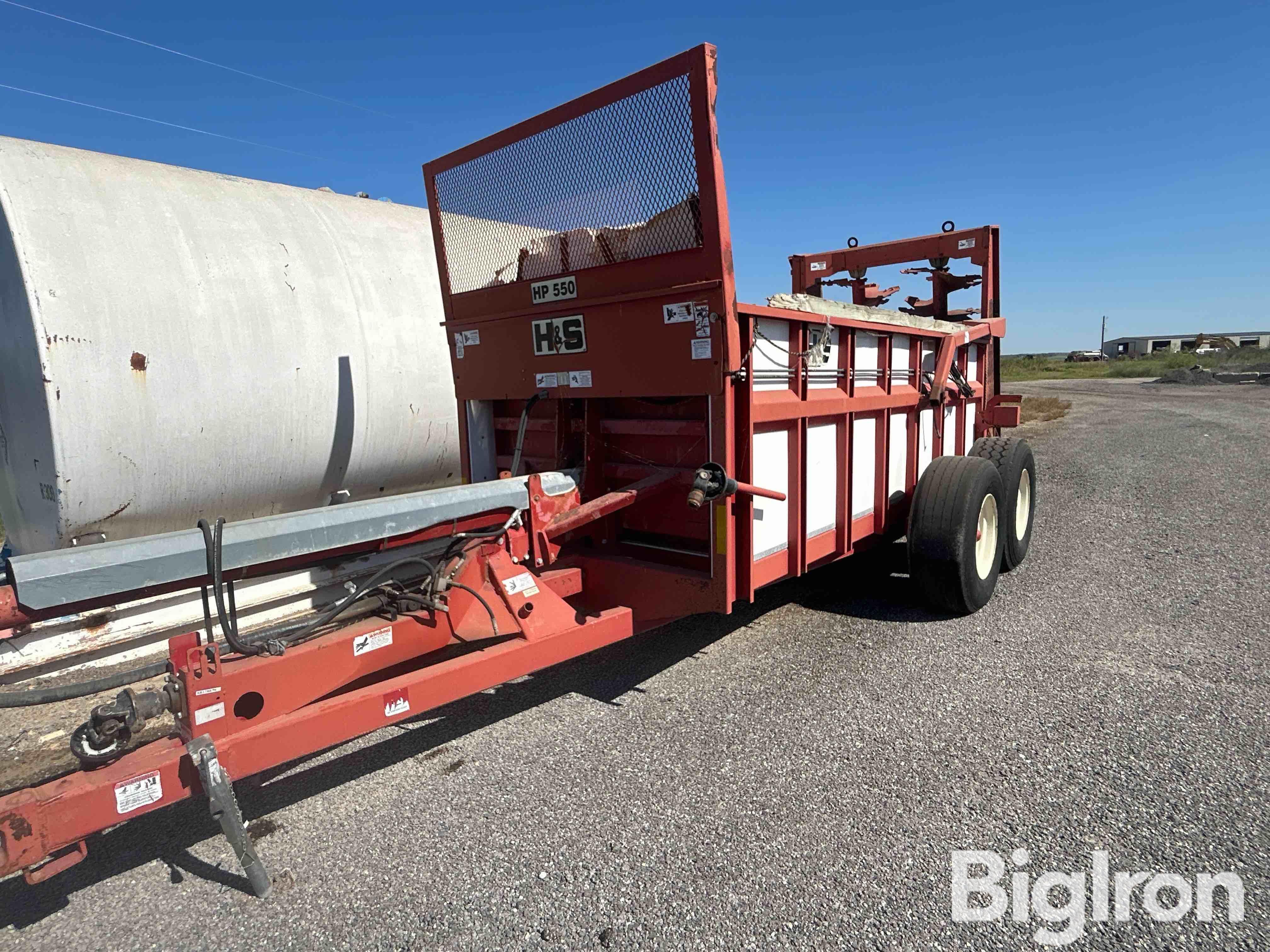 H&S MSHP550 Hydra Push Manure Spreader 