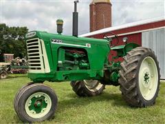 1963 Oliver 770 Gas Tractor 