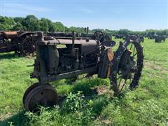 International F-12 2WD Tractor 