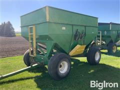 J & M 350-20 Gravity Wagon 