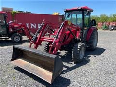 Mahindra 2670SP MFWD Compact Utility Tractor W/Loader 