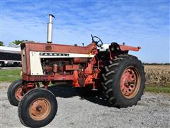 1967 International 706 2WD Tractor 