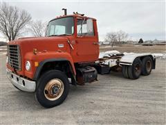 1975 Ford LT8000 Cab & Chassis 