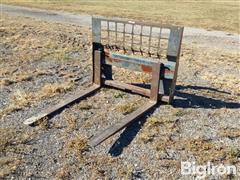 Bobcat Skid Steer Pallet Forks 