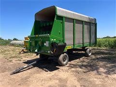 Victor 20F Forage Wagon 