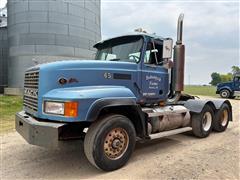 2000 Mack CL713 T/A Truck Tractor 