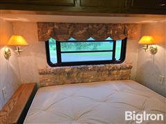 items/f5846a101a4df01195f2000d3a62d525/1997-newmar-mountain-aire-5th-wheel-camper_190a71412d1747ea804ac1e5a0187628.jpg