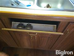 items/f5846a101a4df01195f2000d3a62d525/1997-newmar-mountain-aire-5th-wheel-camper_a65a5b42c2694e4899d524b49bd4b81a.jpg