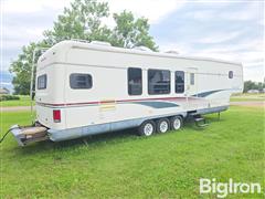 items/f5846a101a4df01195f2000d3a62d525/1997-newmar-mountain-aire-5th-wheel-camper_ba7657ac6c51487dba1abc079cd3400e.jpg