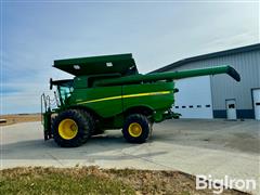 items/f59435e127a0ef1195f6002248918839/johndeeres690combine-2_709f7e669af541fb85a824638c3e7d05.jpg